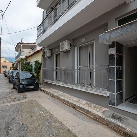 Anesis With A Yard Apartman Kalamáta Kültér fotó