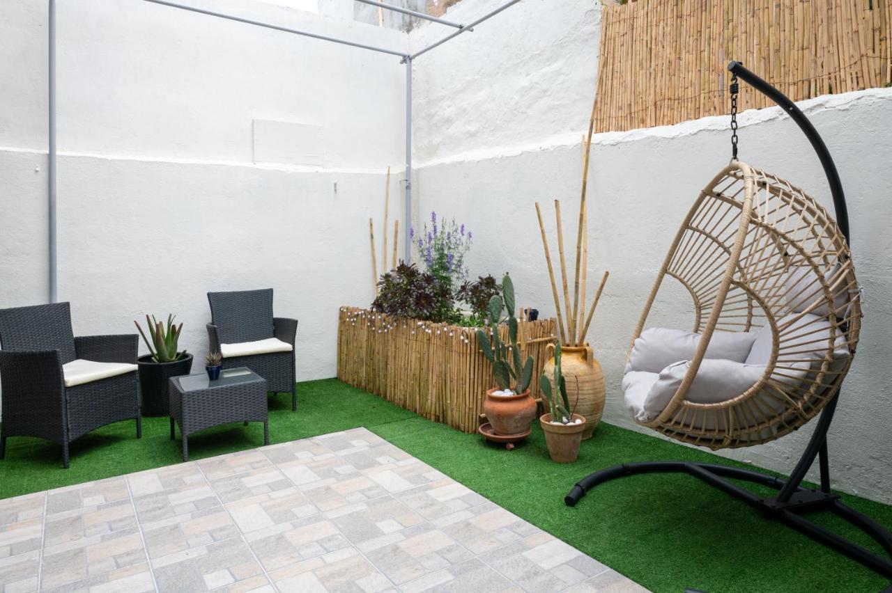Anesis With A Yard Apartman Kalamáta Kültér fotó